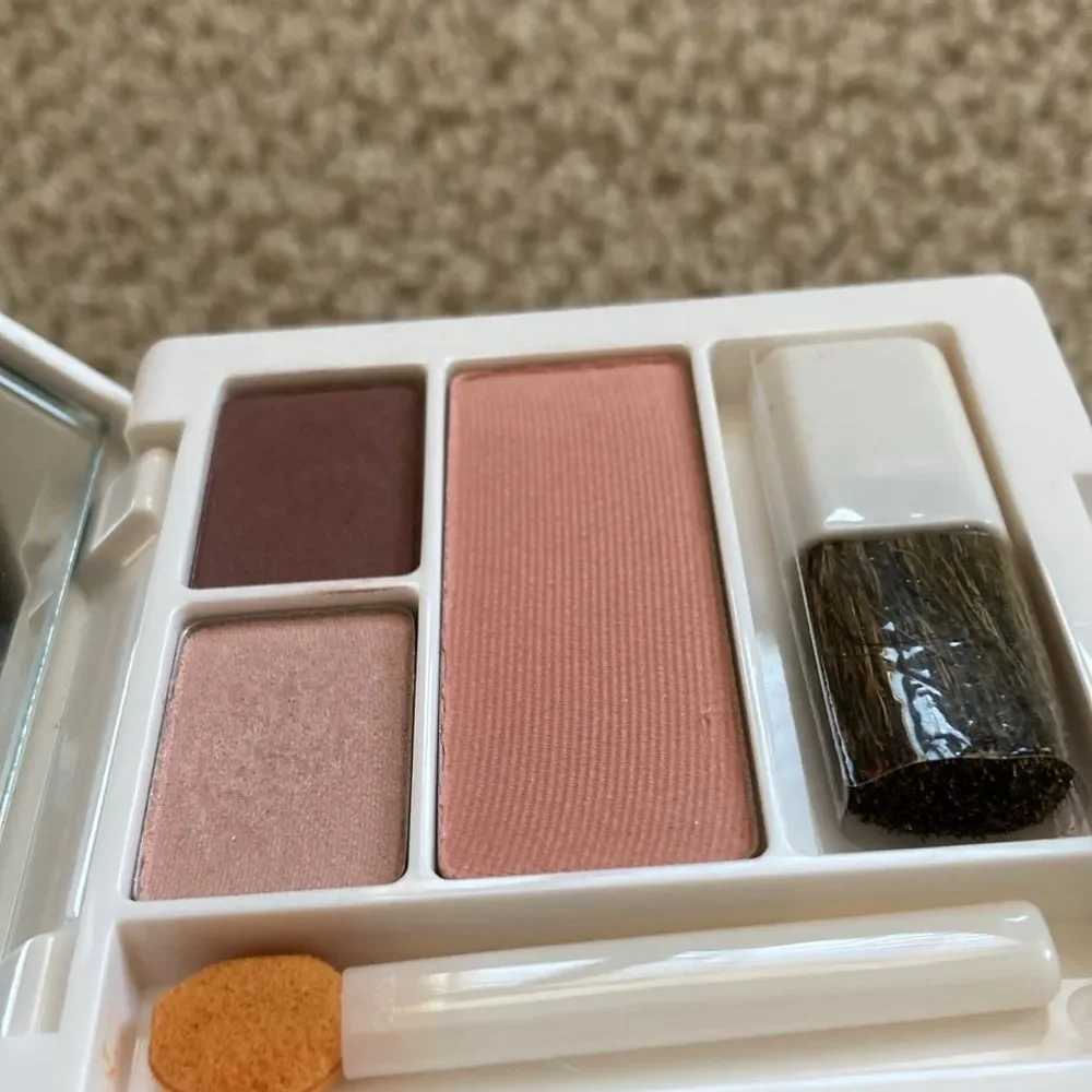 Clinique White Compact Mauve Purple Nude Shades Like New